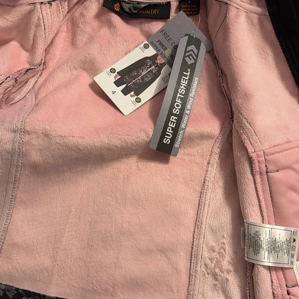 Free Country| Super Softshell Wind/Water Resistant Lightweight Floral Jacket